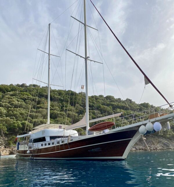 32 Metre 16 Kişi Marmaris Kiralık Delux Gulet-2 32 Metre 12 Kişi Marmaris Kiralık Delux Gulet