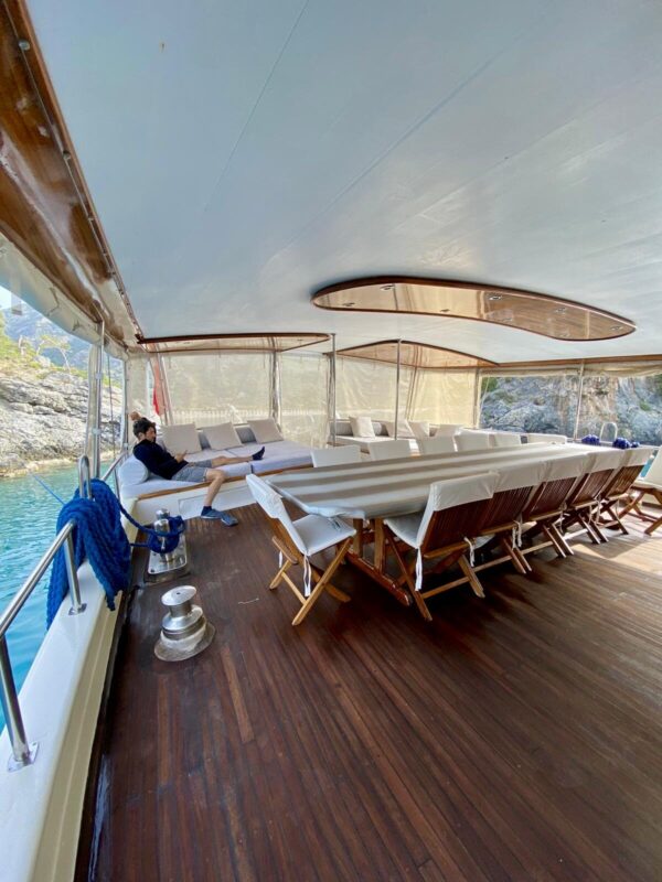 32 Metre 16 Kişi Marmaris Kiralık Delux Gulet-6 32 Metre 12 Kişi Marmaris Kiralık Delux Gulet