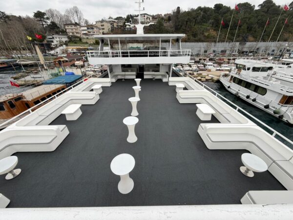36 metre 200 kişi kiralık davet gemisi-4 İstanbul Boğazında 200 Kişi Kiralık Davet Gemisi