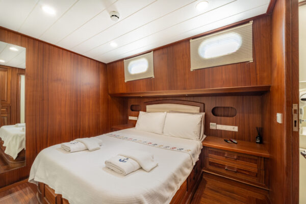 24 Metre 12 Kişi Kiralık Gulet Göcek