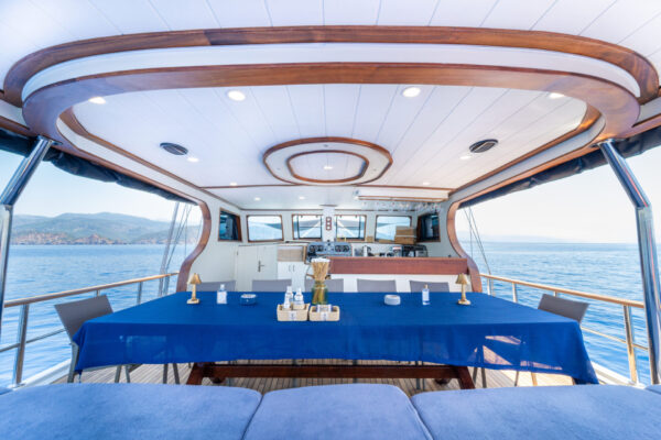 24 Metre 12 Kişi Kiralık Gulet Göcek