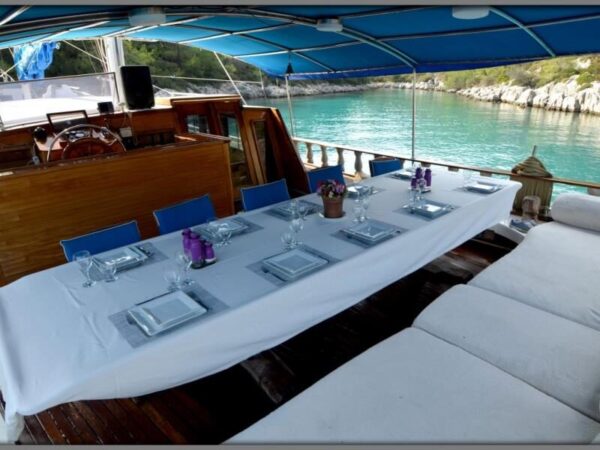 26 Metre 20 Kişi Fethiye Kiralık Gulet