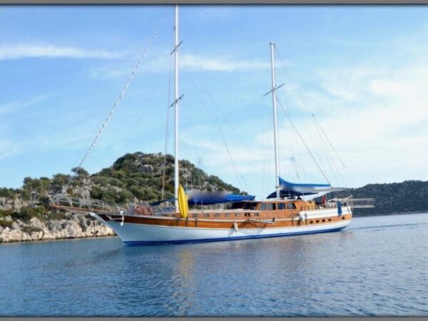 26 Metre 20 Kişi Fethiye Kiralık Gulet