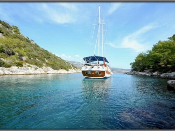 26 Metre 20 Kişi Fethiye Kiralık Gulet