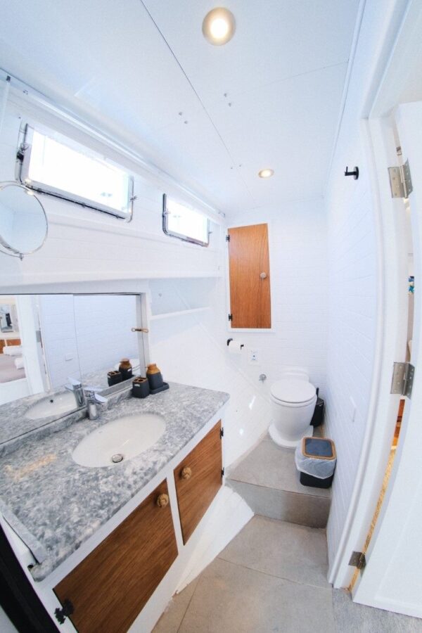 27 Metre 12 Kişi Jakuzili Kiralık Gulet Göcek (21) 27 Metre 12 Kişi Jakuzili Kiralık Gulet Göcek