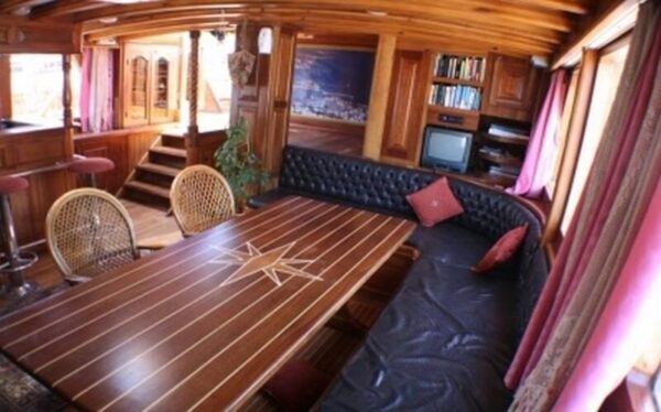 27 Metre 14 Kişi Bodrum Kiralık Gulet