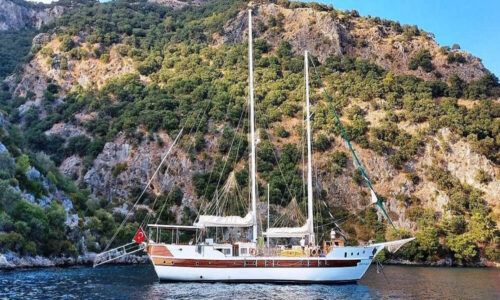 28 Metre 12 Kişi Göcek Kiralık Gulet