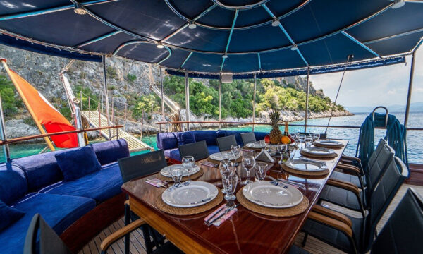 28 Metre 12 Kişi Kiralık Gulet Göcek