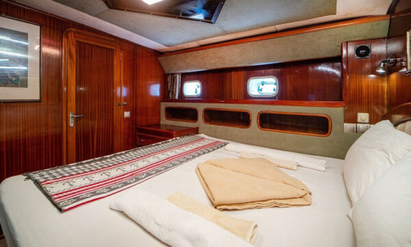 28 Metre 12 Kişi Kiralık Gulet Göcek