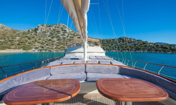 30 Metre 12 Kişi Kiralık Gulet Marmaris