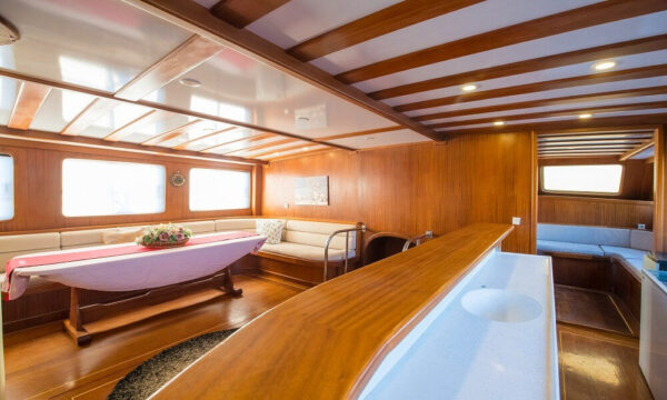 30 Metre 12 Kişi Kiralık Gulet Marmaris