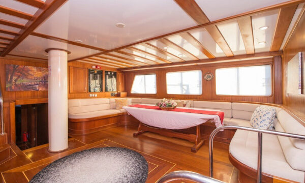 30 Metre 12 Kişi Kiralık Gulet Marmaris