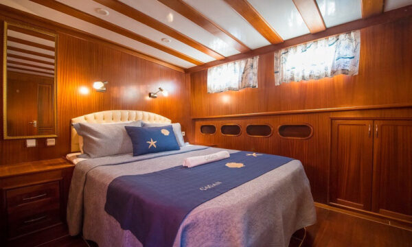 30 Metre 12 Kişi Kiralık Gulet Marmaris