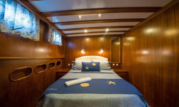 30 Metre 12 Kişi Kiralık Gulet Marmaris