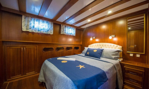 30 Metre 12 Kişi Kiralık Gulet Marmaris