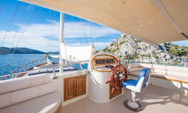 30 Metre 12 Kişi Kiralık Gulet Marmaris