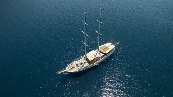 30 Meters, 6 Cabins, 12 People Gulet Charter in Fethiye