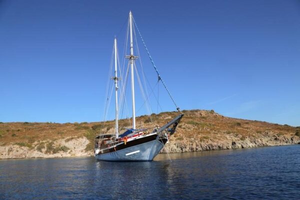 30-meter, 7-cabin gulet for rent in Bodrum.