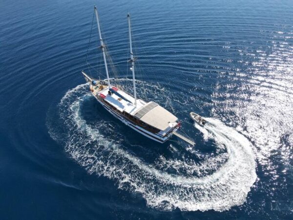 30-meter, 7-cabin gulet for rent in Bodrum.