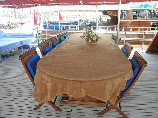 30-meter, 14-person gulet for rent in Bozburun
