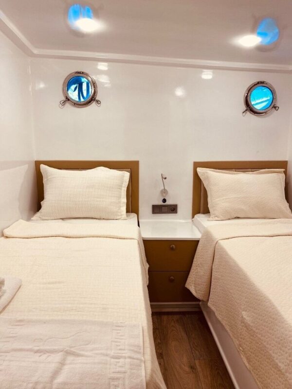31 Metre 20 Kişi Fethiye Kiralık Gulet