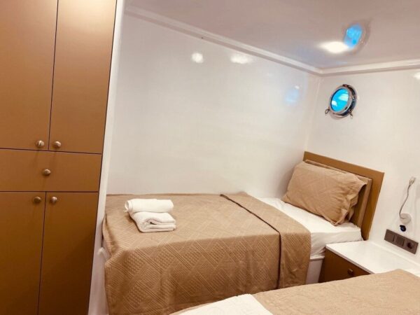 31 Metre 20 Kişi Fethiye Kiralık Gulet