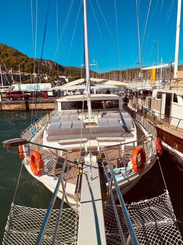 31 Metre 20 Kişi Fethiye Kiralık Gulet