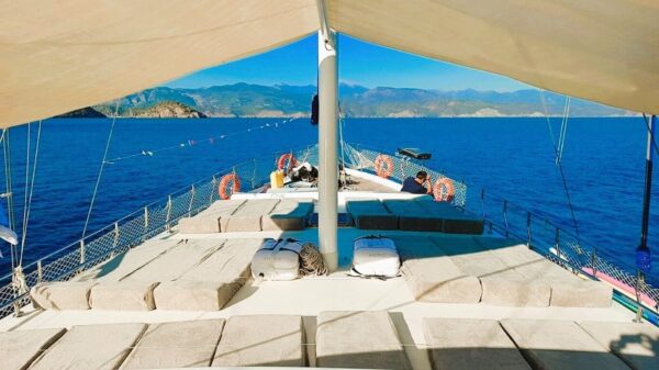 31 Metre 20 Kişi Fethiye Kiralık Gulet