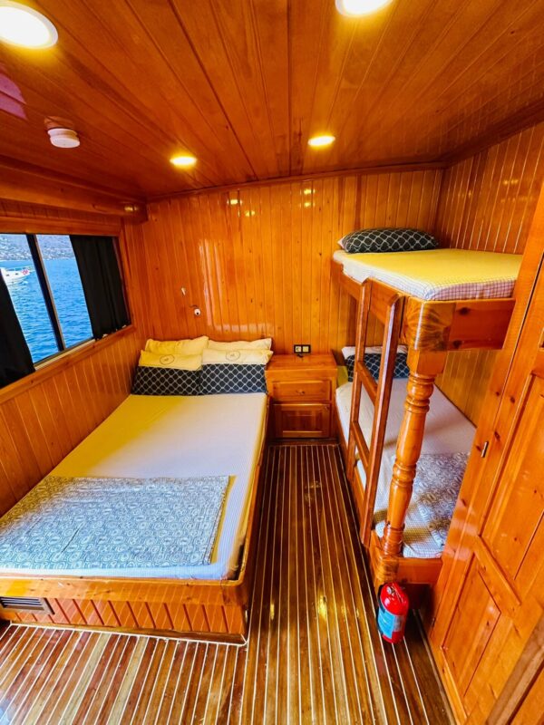 32-meter Deluxe Gulet for Rent in Bodrum for 24 People