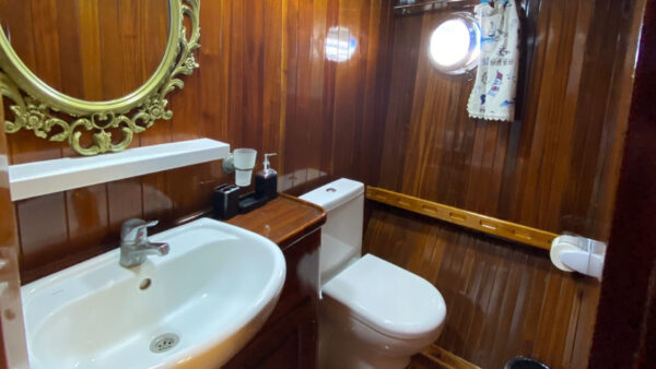 32-meter Deluxe Gulet for Rent in Bodrum for 24 People