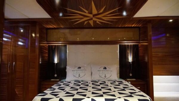 34-meter Deluxe Gulet for Rent, 12 People, Bozburun