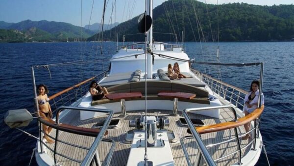 34-meter Deluxe Gulet for Rent, 12 People, Bozburun