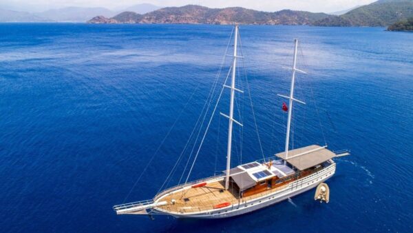 Milo M 36-meter 22-person gulet for rent in Marmaris
