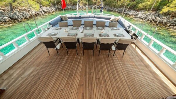 Milo M 36-meter 22-person gulet for rent in Marmaris