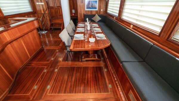 Milo M 36-meter 22-person gulet for rent in Marmaris