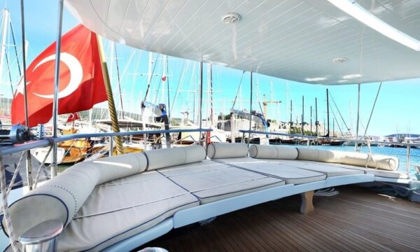 41-meter Deluxe Gulet for Rent in Bodrum for 22 People