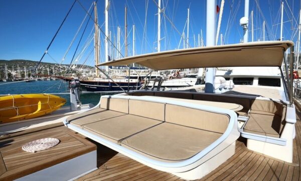 41-meter Deluxe Gulet for Rent in Bodrum for 22 People