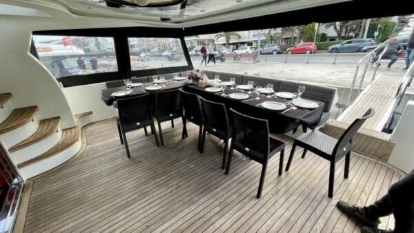 İstanbul Boğazında 20 Kişi Kiralık Motoryat-7 İstanbul Boğazında 20 Kişi Kiralık Motoryat