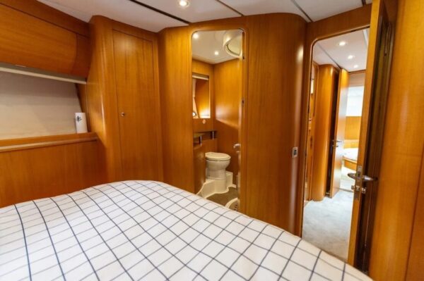 18 mt 3 Kabin Bodrum Kiralık Numarine 55 Motoryat (13) 18 mt 3 Kabin Bodrum Kiralık Numarine 55 Motoryat