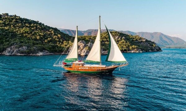19 metre 3 kabin Marmaris Kiralık Gulet