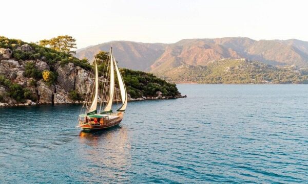 19 metre 3 kabin Marmaris Kiralık Gulet