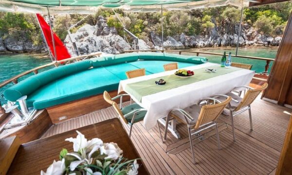 19 metre 3 kabin Marmaris Kiralık Gulet