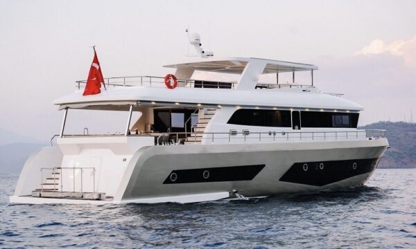 23 metre 9 kişi Fethiye Trawler Yat Kiralama-10 Fethiye ve Göcek’te Lüksün Adresi: 23 Metre Kiralık Trawler (9 Kişilik)