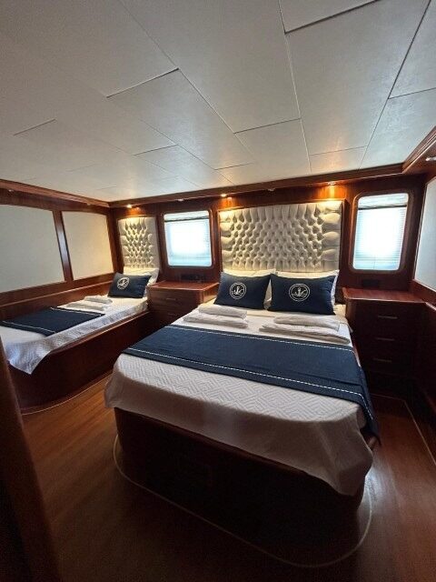 24 metre 12 kişi Bozburun Trawler Yat Kiralama10 Bozburun’da 2025 Yapımı Lüks: 24 Metre Trawler Kiralama