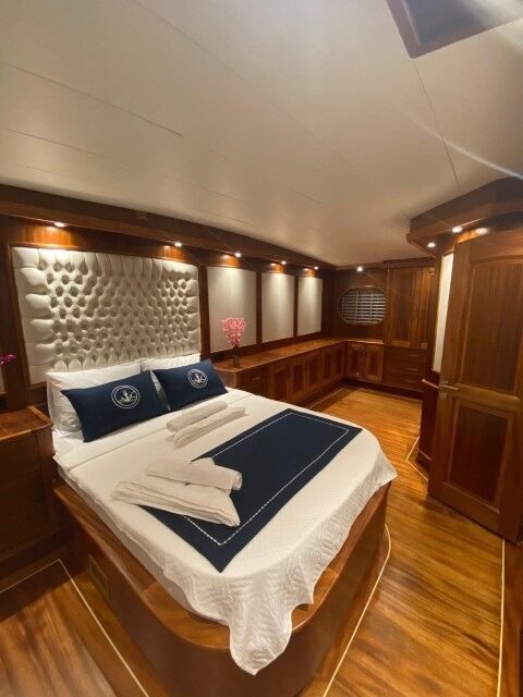 24 metre 12 kişi Bozburun Trawler Yat Kiralama11 Bozburun’da 2025 Yapımı Lüks: 24 Metre Trawler Kiralama