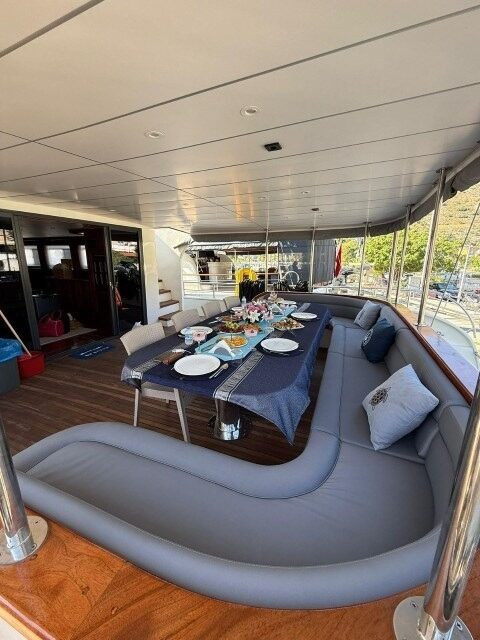 24 metre 12 kişi Bozburun Trawler Yat Kiralama8 Bozburun’da 2025 Yapımı Lüks: 24 Metre Trawler Kiralama