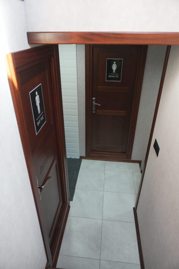 25 meters 70 people Istanbul Bosphorus Tour Boat for Rent (14) 25-meter, 70-person capacity Istanbul Bosphorus Tourist Boat for Rent