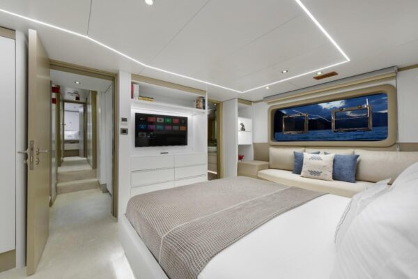 Marmaris’te 2024 Yapımı Lüks Deneyim: 26 Metre Kiralık Trawler