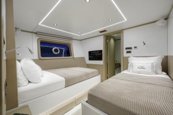 Marmaris’te 2024 Yapımı Lüks Deneyim: 26 Metre Kiralık Trawler