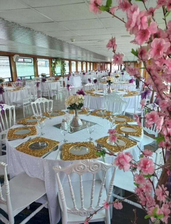 36-meter, 220-person capacity dinner cruise ship for the Bosphorus